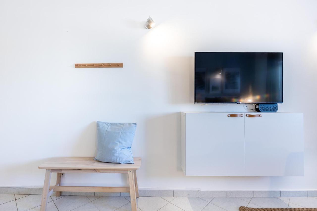 Studio Marina View By Seewest Lagos Bagian luar foto
